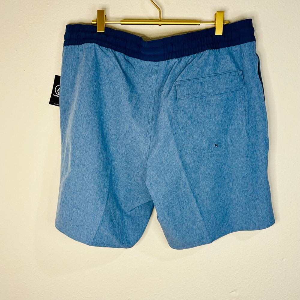 Volcom Blue Choppy Water Board Shorts Size XL - Picture 8 of 10
